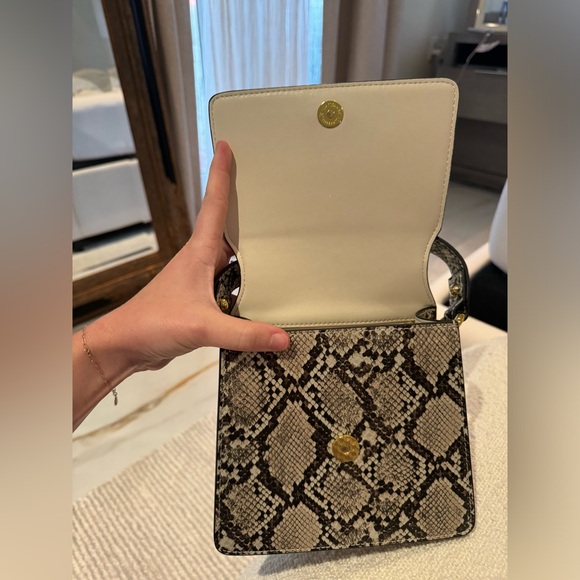NWOT JW PEI Snakeskin Top Handle Bag - Picture 4 of 6